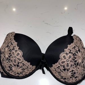Victoria’s Secret 34DD bra for sale